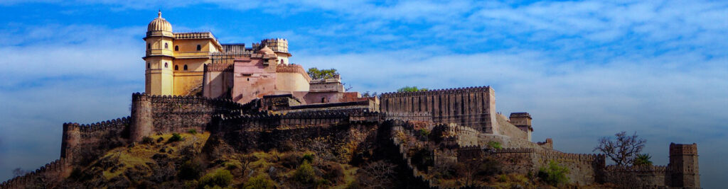 Kumbhalgarh Taxi Service by Balaji Tour and Travel